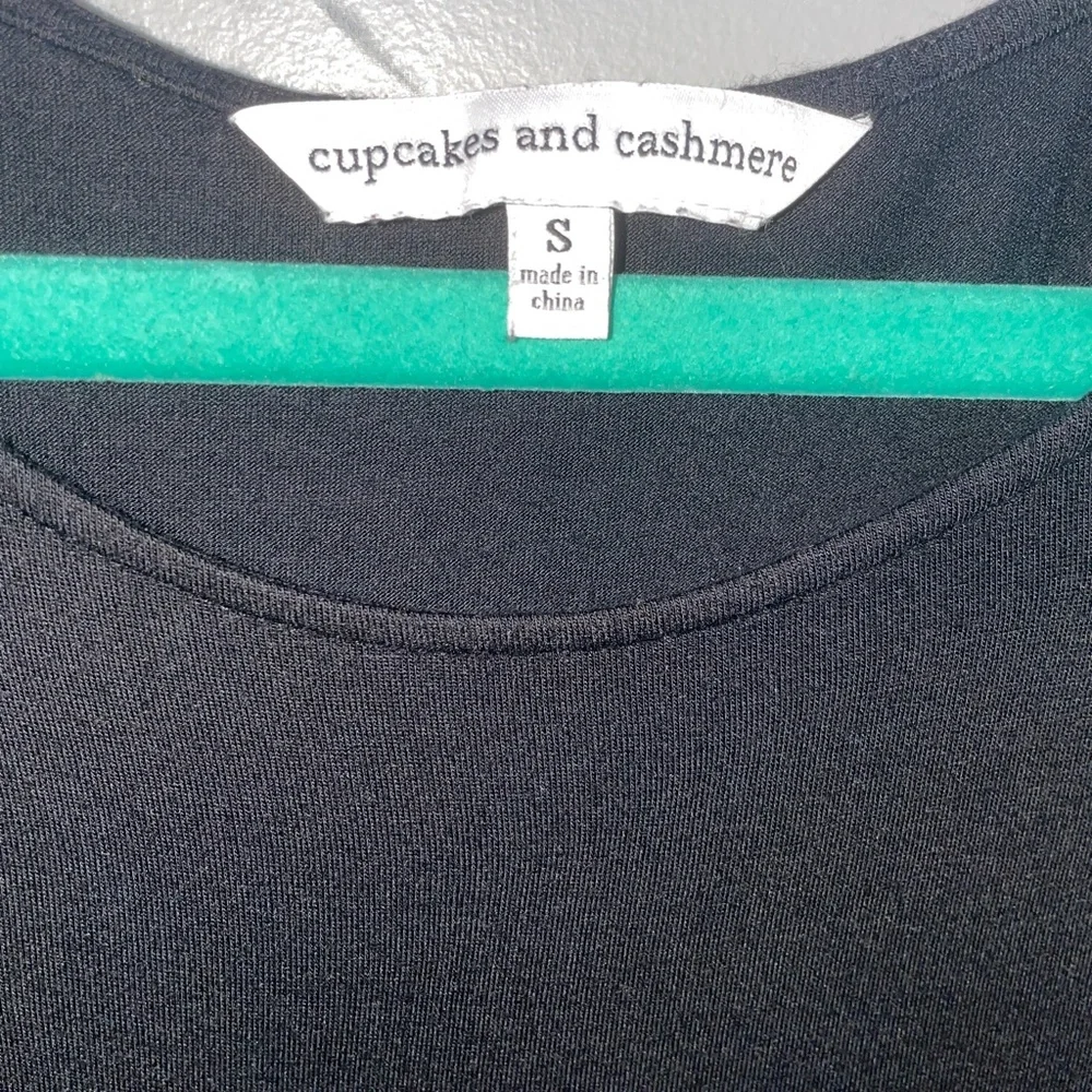 EUC Anthropologie Cupcakes & Cashmere Lenox Peplum Tank Size Small - Picture 3 of 7